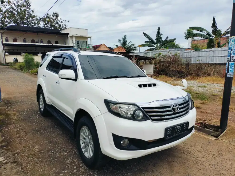 Toyota Fortuner G vnt AT