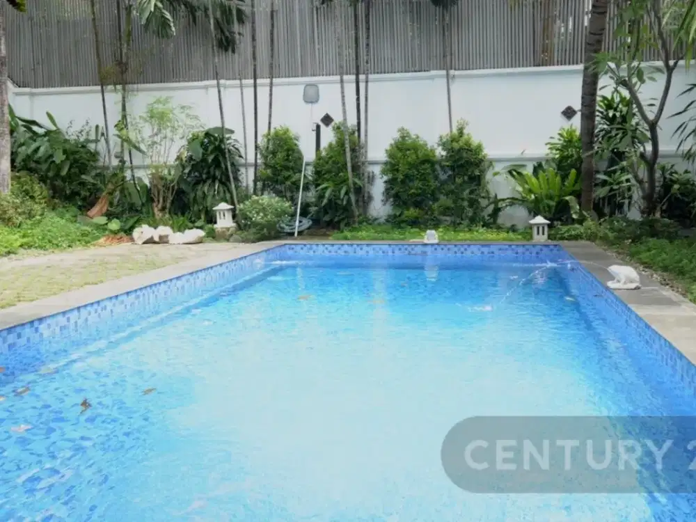 Di jual cepat Rumah Mewah lux di Kemang lokasi strategis