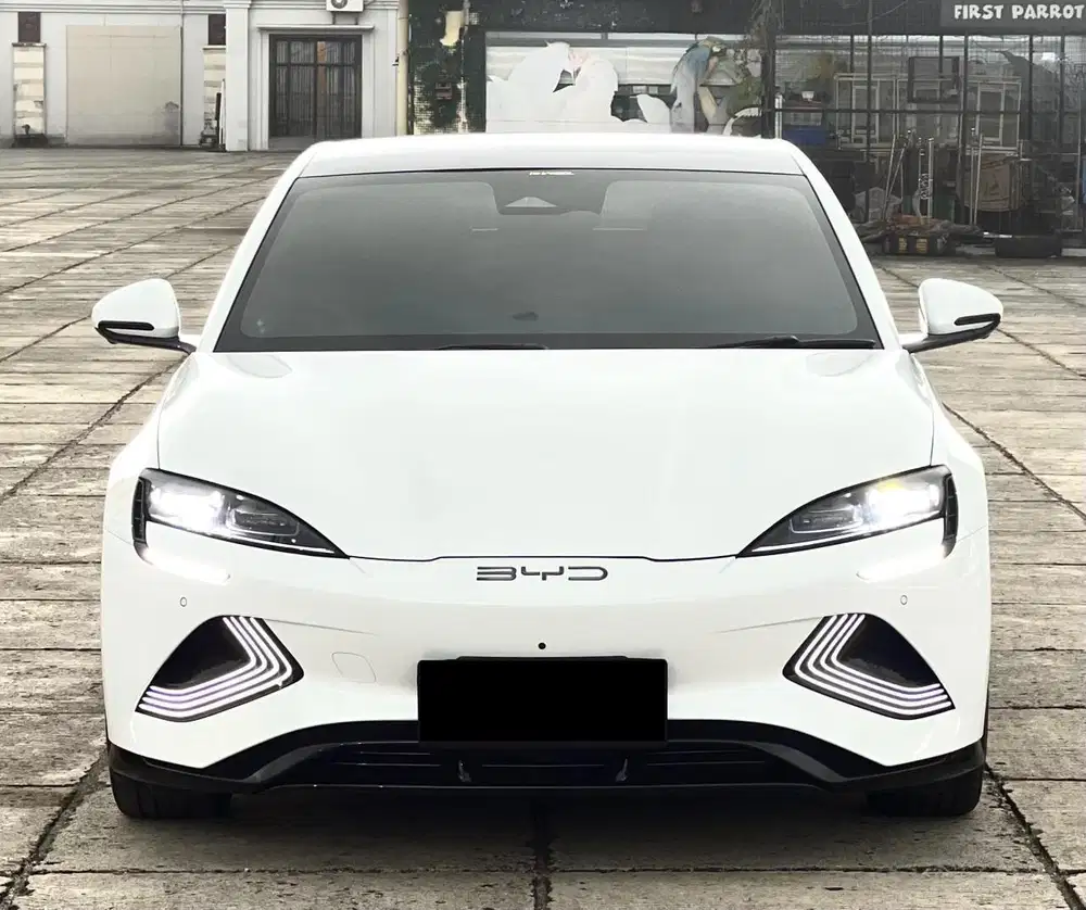 BYD Seal Performance AWD 2024 EV Antik Low KM Murah Bekas Putih