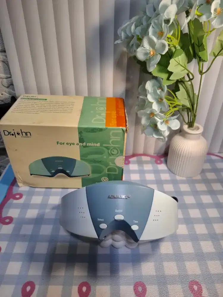 Alat pijat terapi mata Advance Dr. John Eye Massager