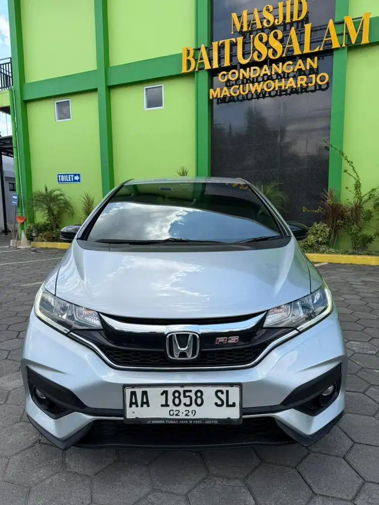 Honda Jazz RS Facelift matic 2018 tangan Pertama dari Baru istimewa