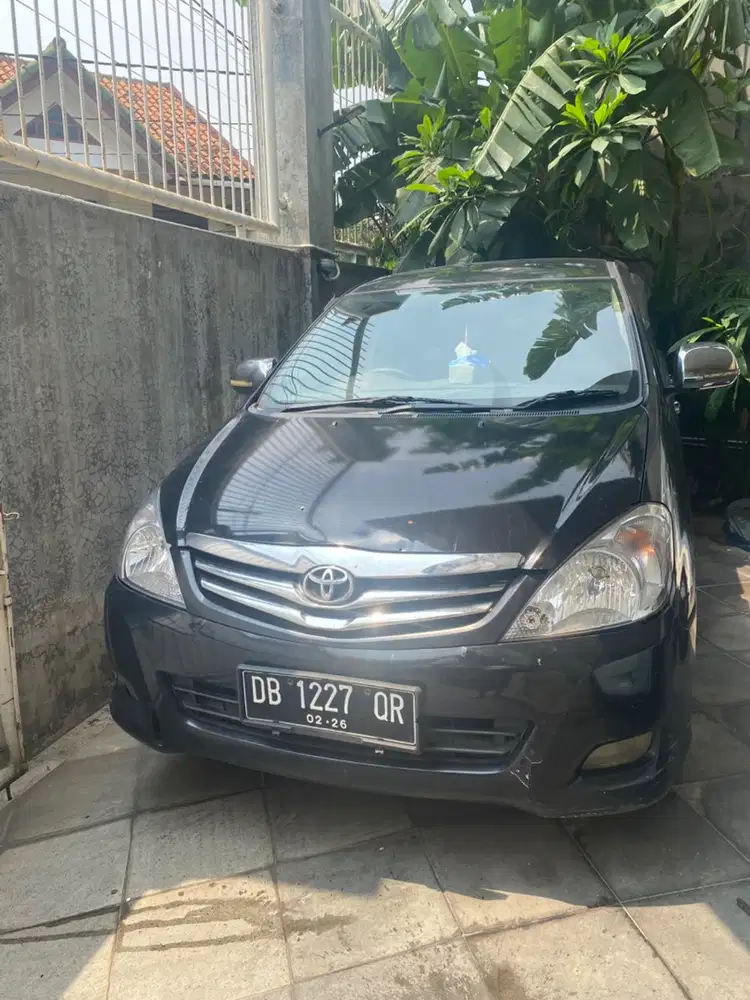 Toyota Kijang Innova 2010 Diesel