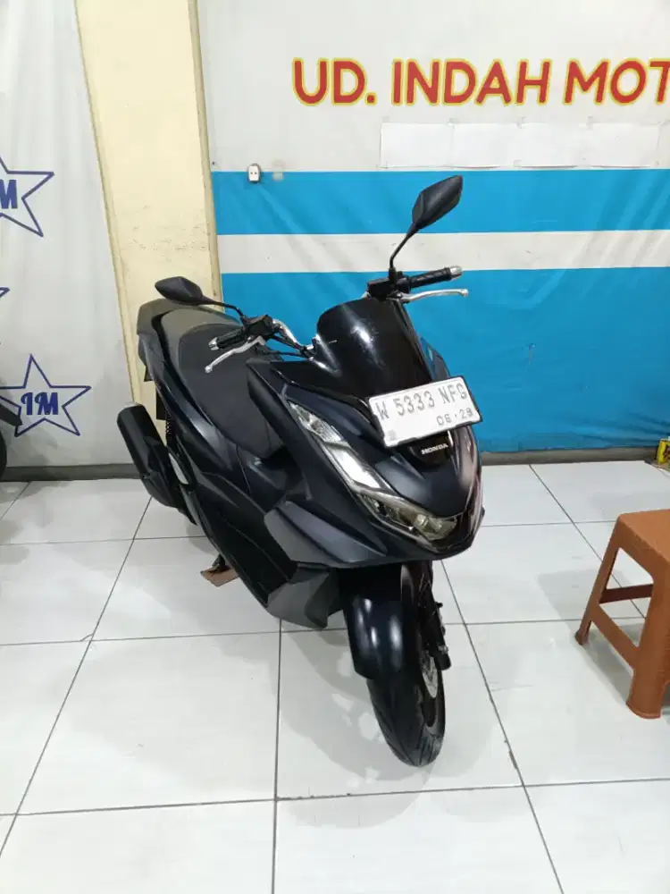 Bisa nego HONDA PCX 160 ABS 2024 BISA KREDIT ISTIMEWA KM LOW