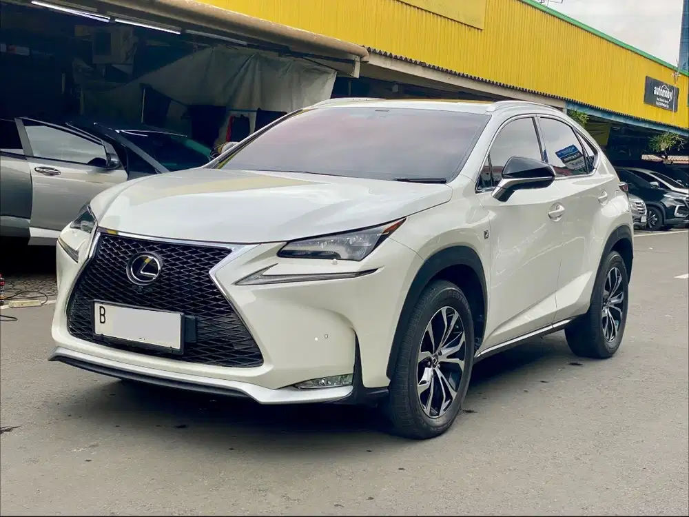 LEXUS NX200t F SPORT AT 2016 PUTIH