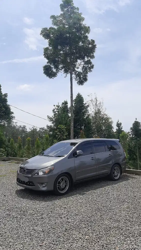 Toyota Kijang Innova 2012 Diesel