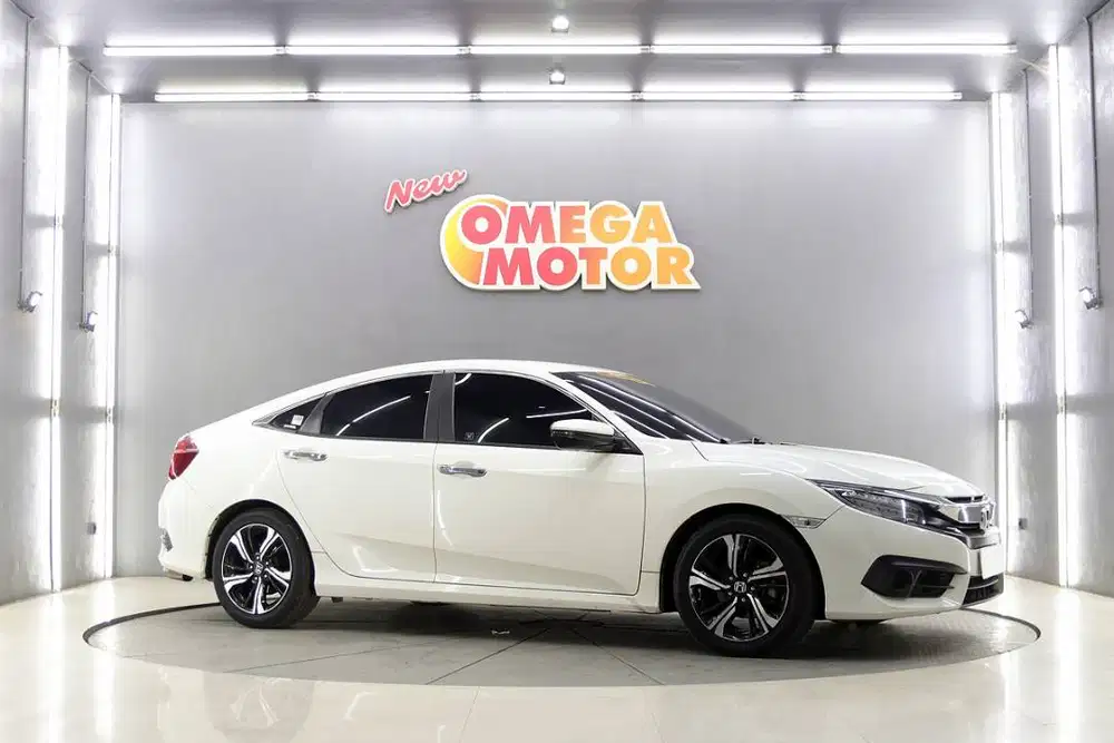 ANTIK HONDA CIVIC ES 1.5 TURBO AT TAHUN 2018