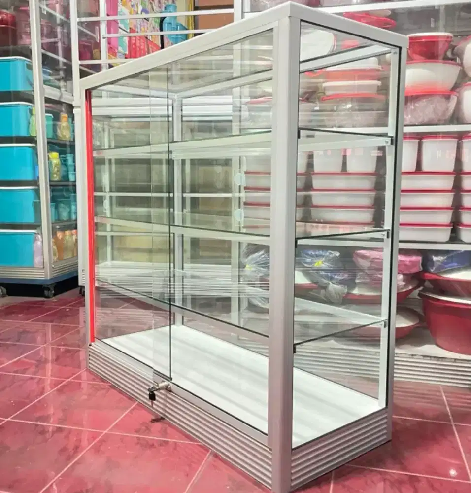 Etalase 1Mx1M Buat Perlengkapan Usaha