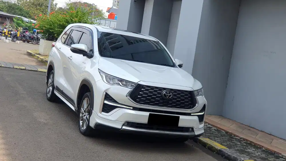 [ LOW KM ] Toyota Innova Zenix Q Hybrid Modelista TSS CVT 2023/2024