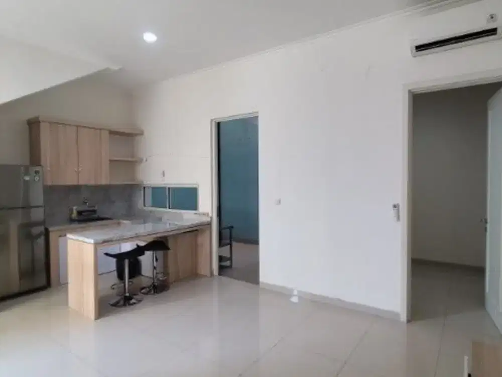DIJUAL Rumah SEMI FURNISHED LENGKAP di Suvarna Sutera Tangerang 1KA0001J