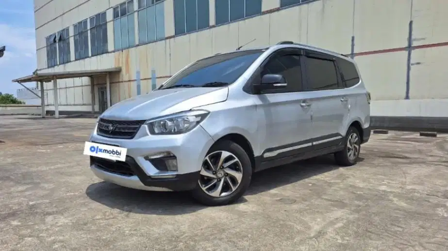 Wuling Confero S 1.5 C Bensin-MT 2019 Silver
