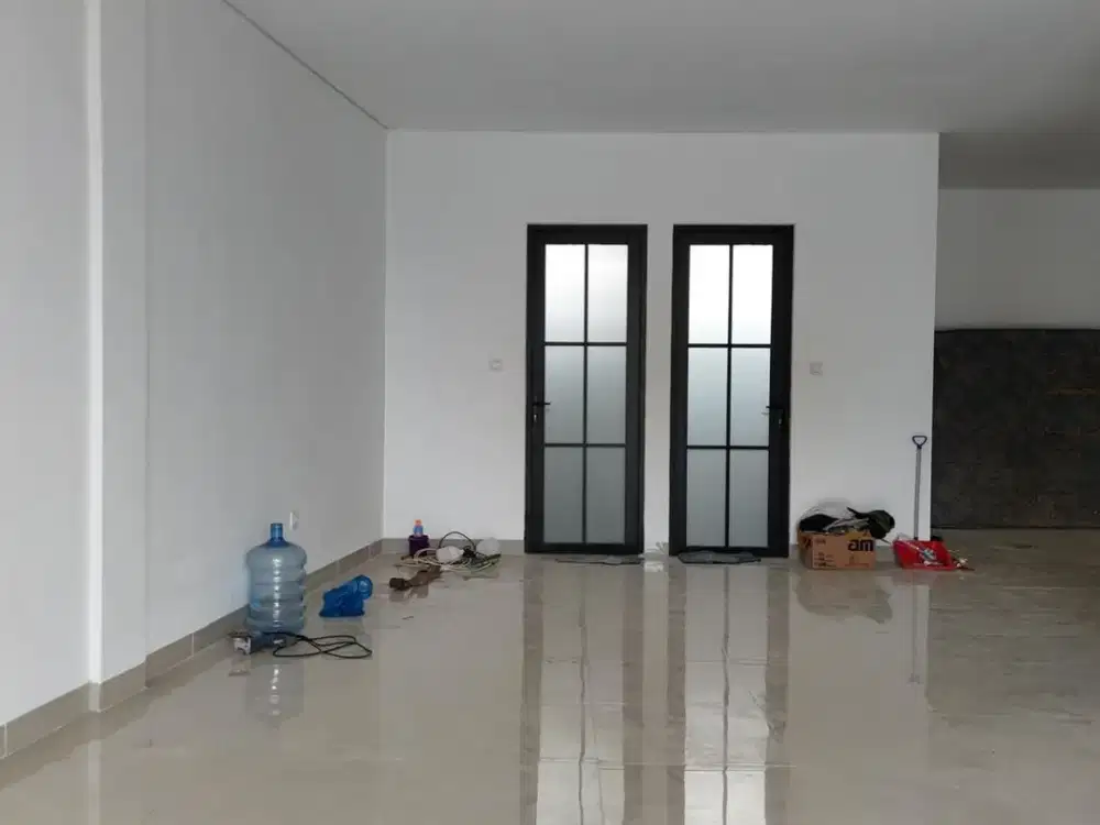 Disewakan toko cocok untuk minimarket lokasi premium di pusat keramaian