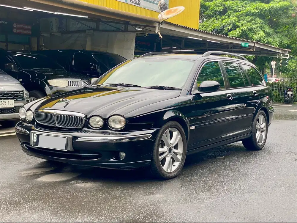 JAGUAR X-TYPE ESTATE AT 2007 HITAM
