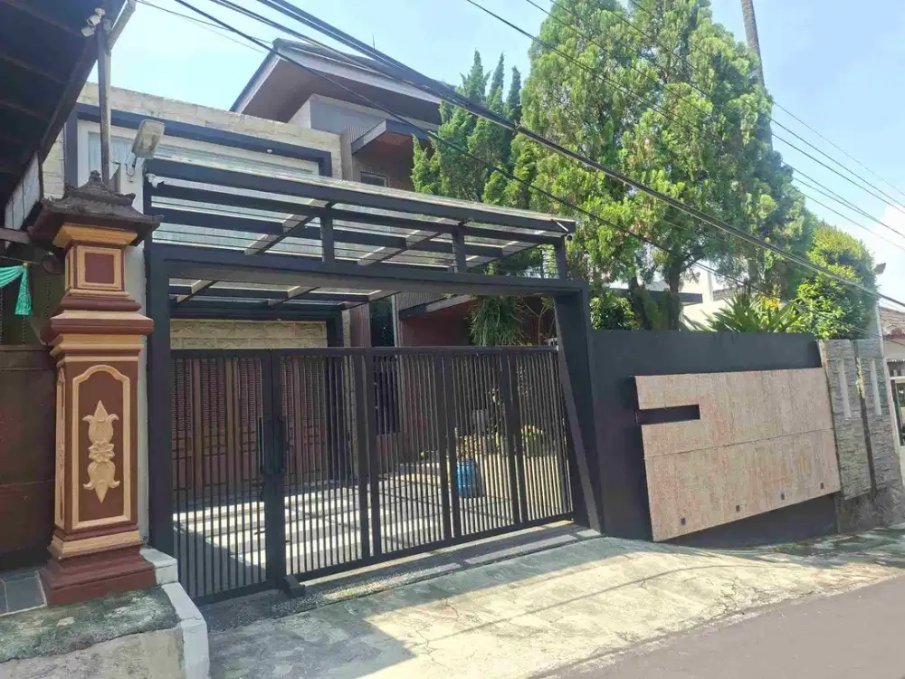 Jual Cepat Mewah Siap Huni Ada Kolam Renang di Cemara Banyumanik