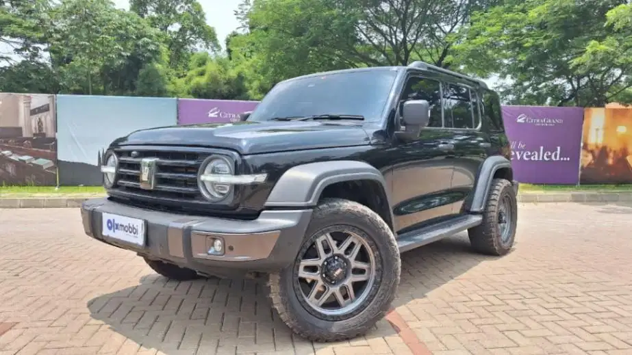 GWM Tank 300 2.0 HEV Hybrid-AT 2024 Hitam