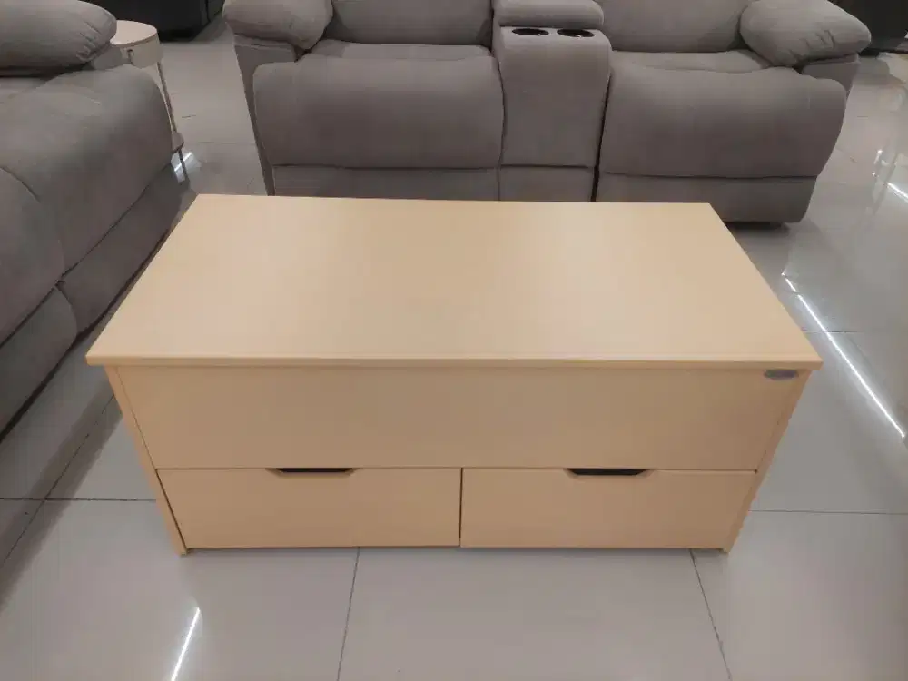 Hazen Coffe Table Oak