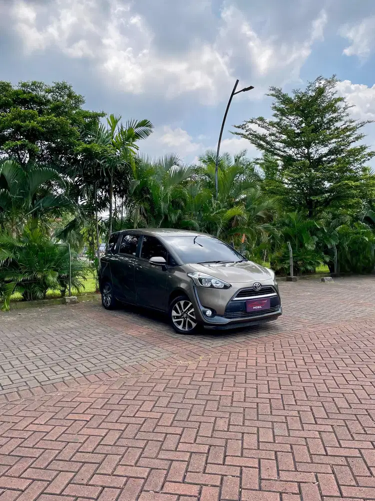Toyota Sienta 1.5 V CVT 2019 siap pakai no pr