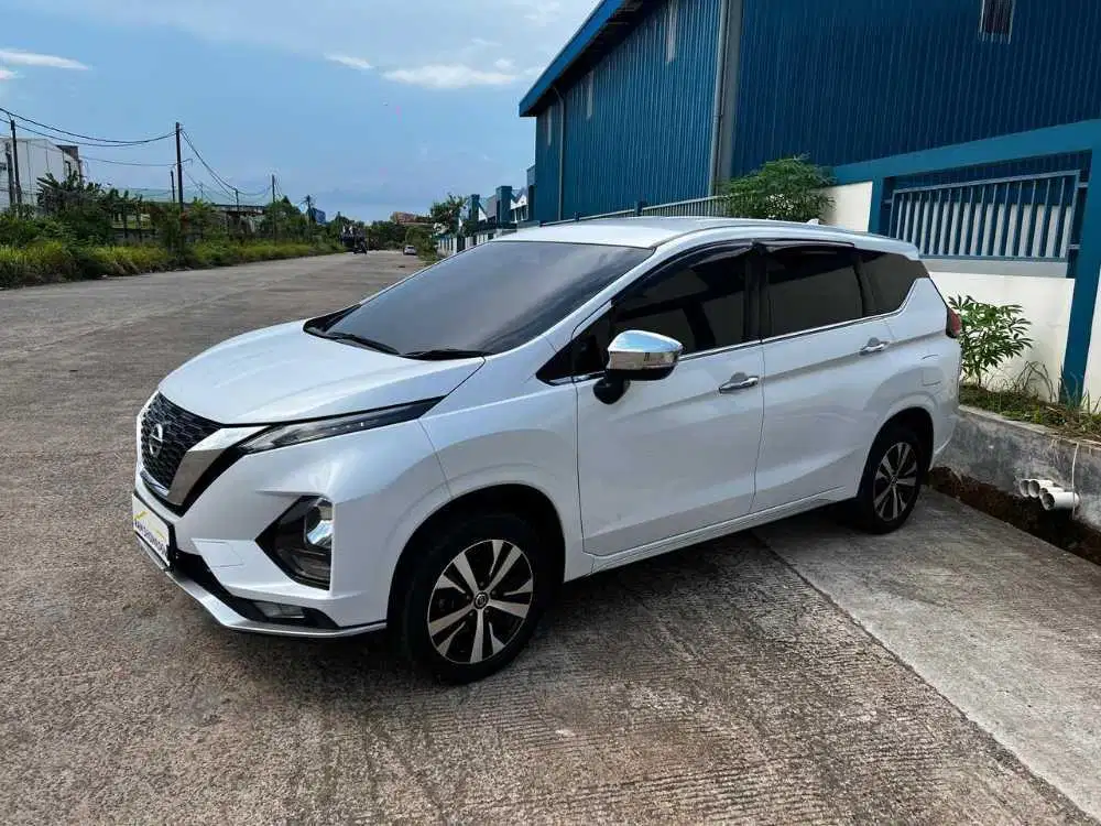 NISSAN LIVINA VL AT 2022