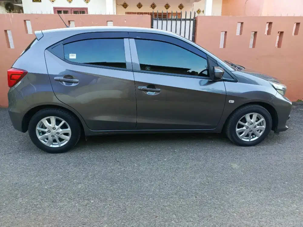 Jual Mobil Brio 2019