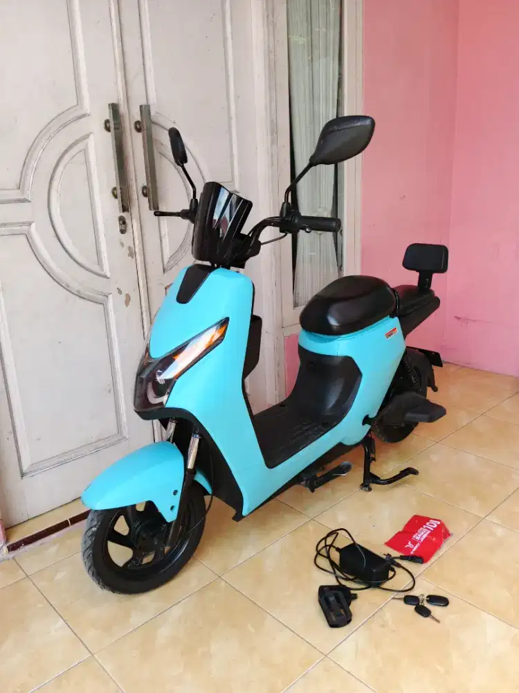 Sepeda listrik uwinfly d60