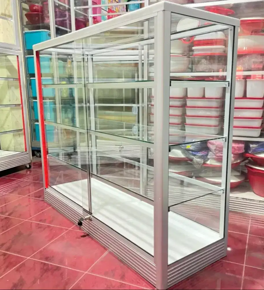 Etalase Kaca Serbaguna Dengan Pintu Geser Panjang 1,2 Meter