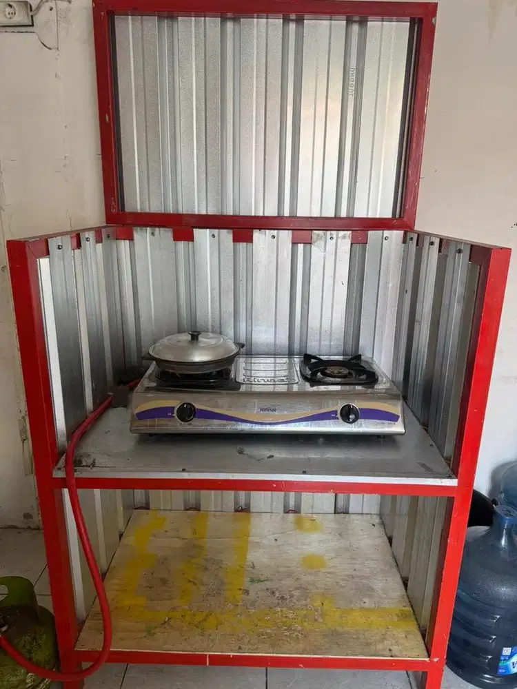 Kompor gas rinnai dan meja usaha