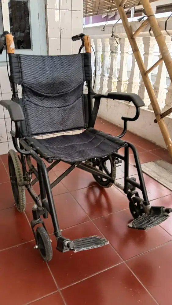 KURSI RODA TRAVEL VELG RACING MERK SELLA