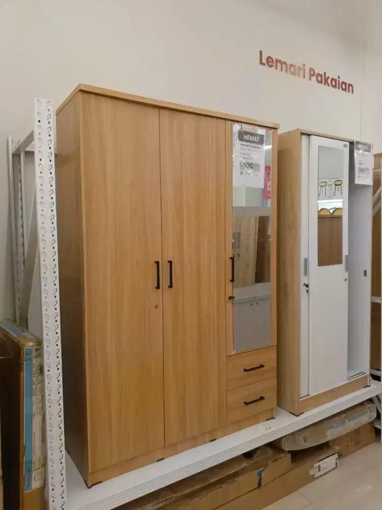 Lemari Pakaian LIVIA WARDROBE 3 DOORS