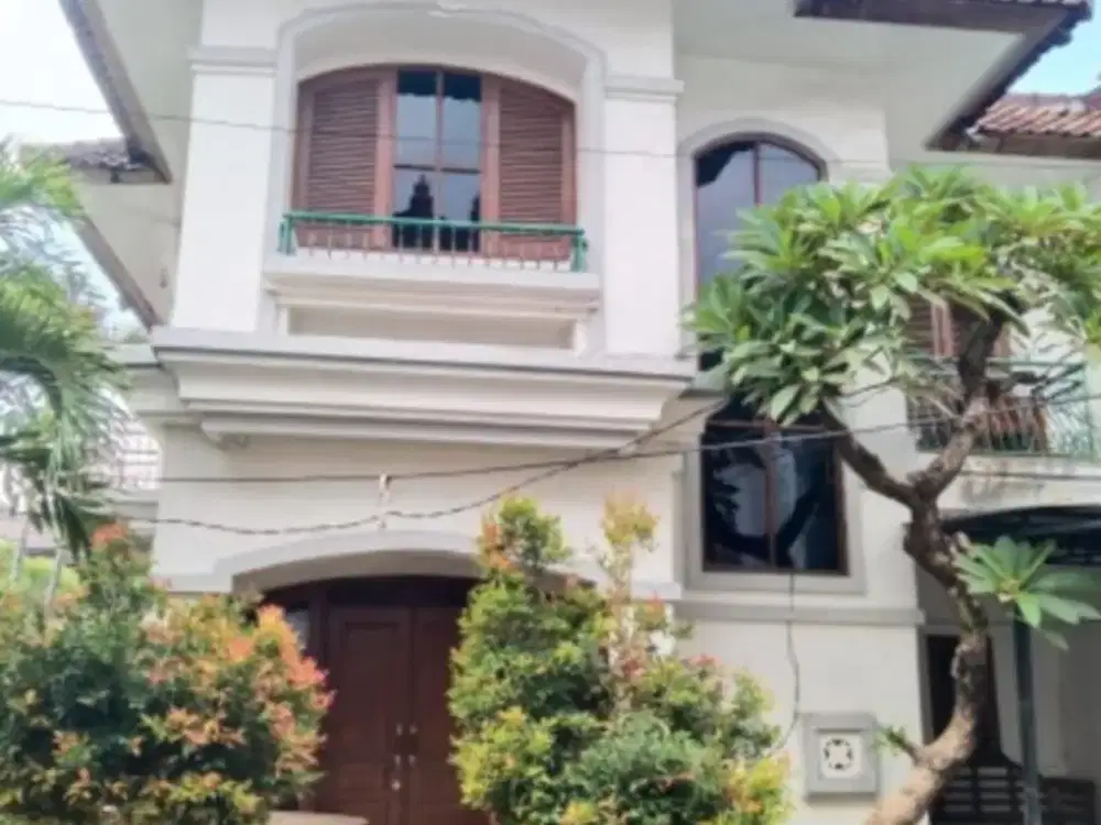 DIJUAL / DISEWAKAN RUMAH PREMIUM DI RENON – DENPASAR