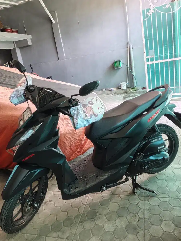 Honda Beat Deluxe CBS ISS 2023