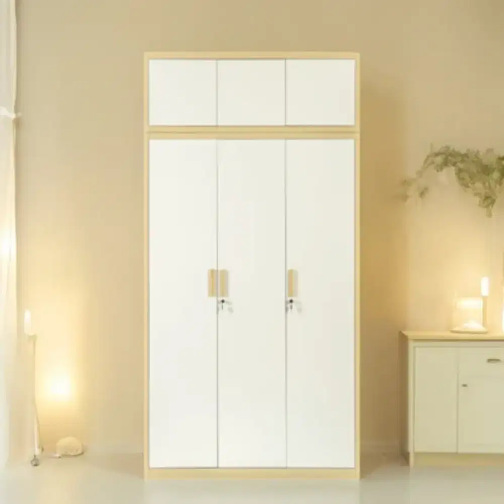 Lemari pakaian 3 pintu Cicilan hanya 11 ribuan perhari nya