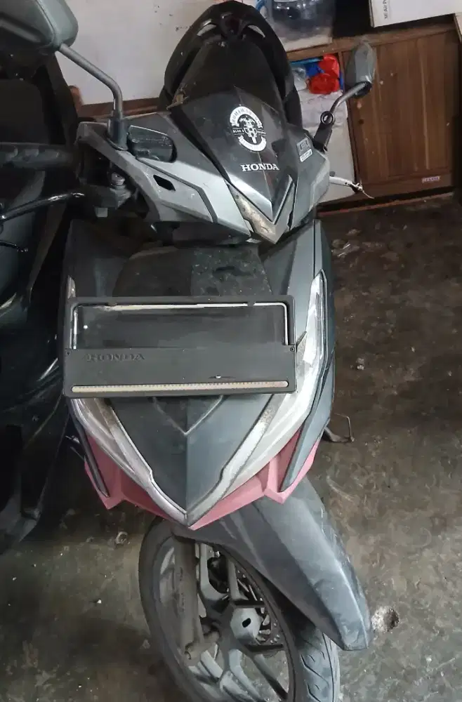 Jual Motor Vario 150cc Thn 2016 2nd - Surat Lengkap - 14jt Nego