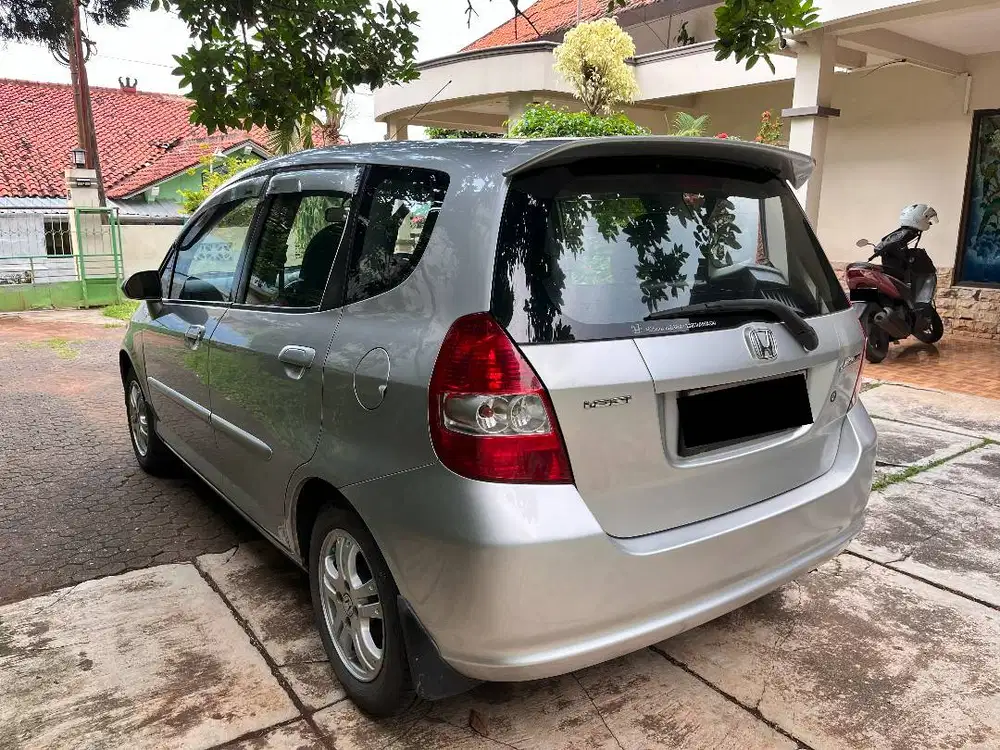 HONDA JAZZ IDSI 1.5 MT / MANUAL 2005 TANPA PERANTARA