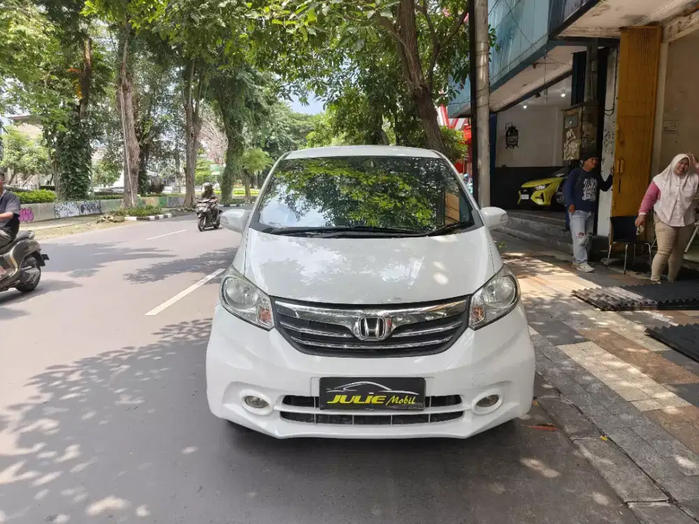 HONDA FREED E PSD TAHUN 2013 TRANSMISI AUTOMATIC
PMK 2014
PLAT L