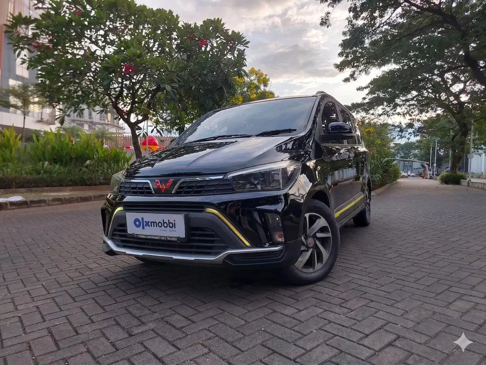 TDP 1 JUTA Wuling Confero S 1.5 C Bensin-MT 2021 Hitam CUZGB