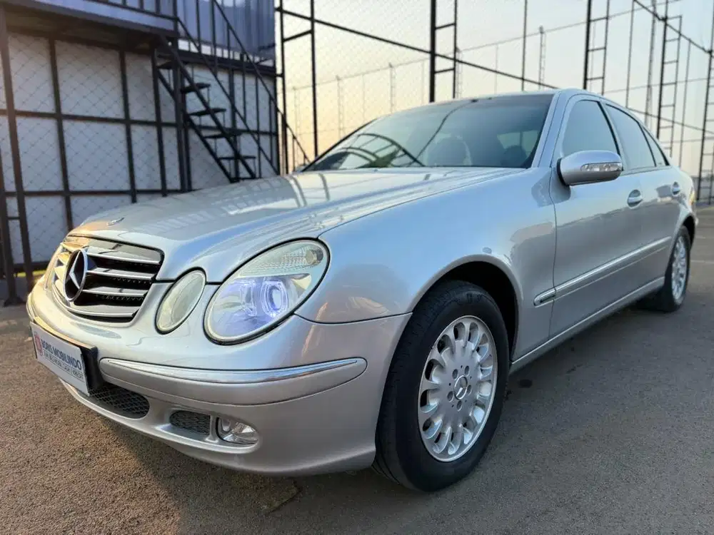 Mercedesz Benz E260 2005 Silver W211 2004 Automatic E240 Merc E300 250