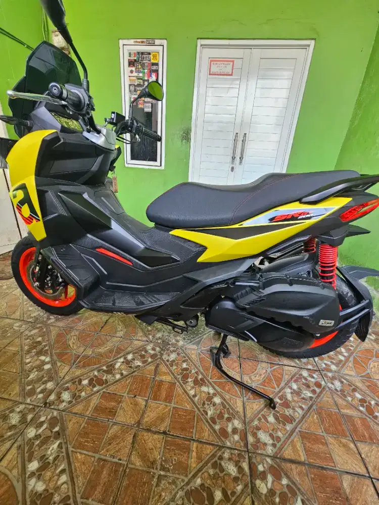 APRILIA SR GT Tahun 2025