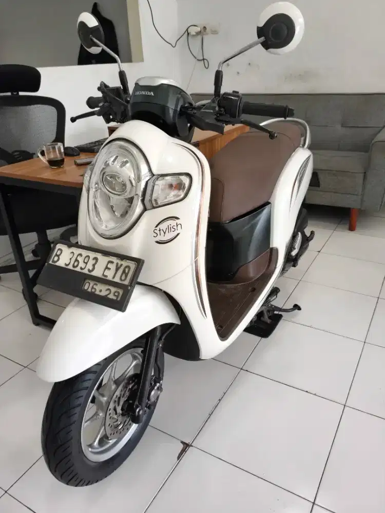 Honda scoopy stylish cbs iss 110 thn 2020