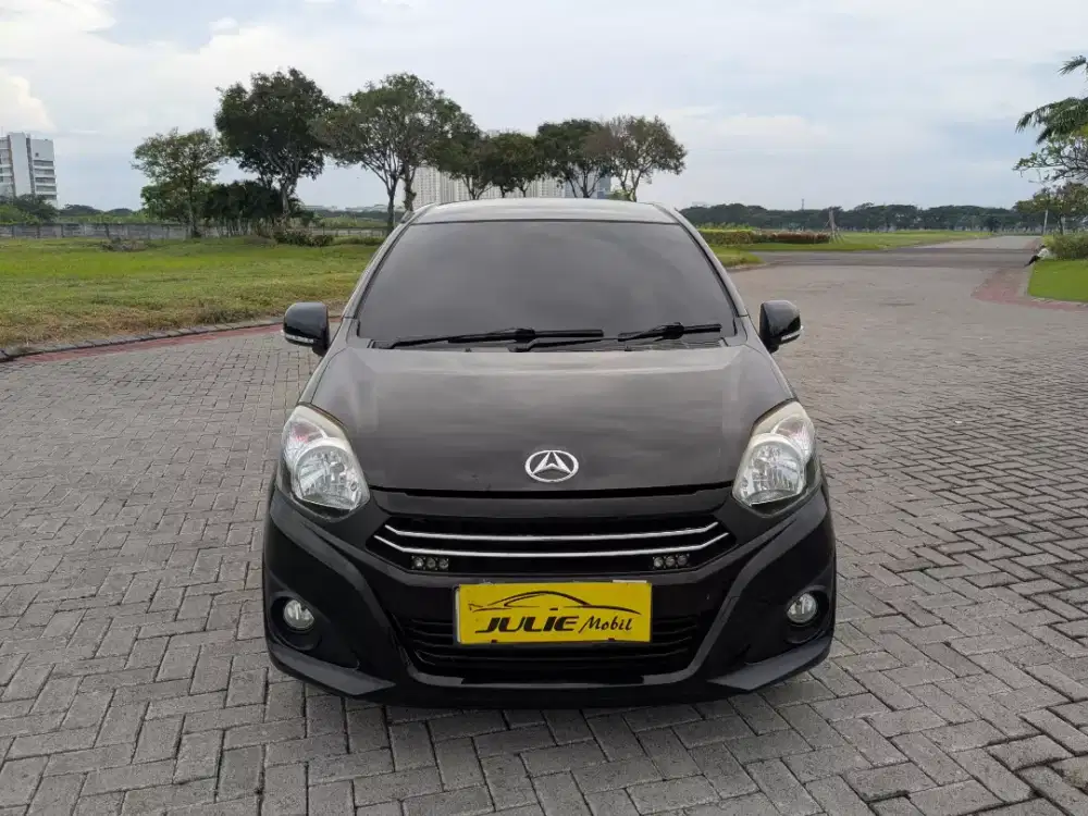 DAIHATSU AYLA X TAHUN 2019 

TRANSMISI MANUAL
PMK 2020
PLAT L
HITAM