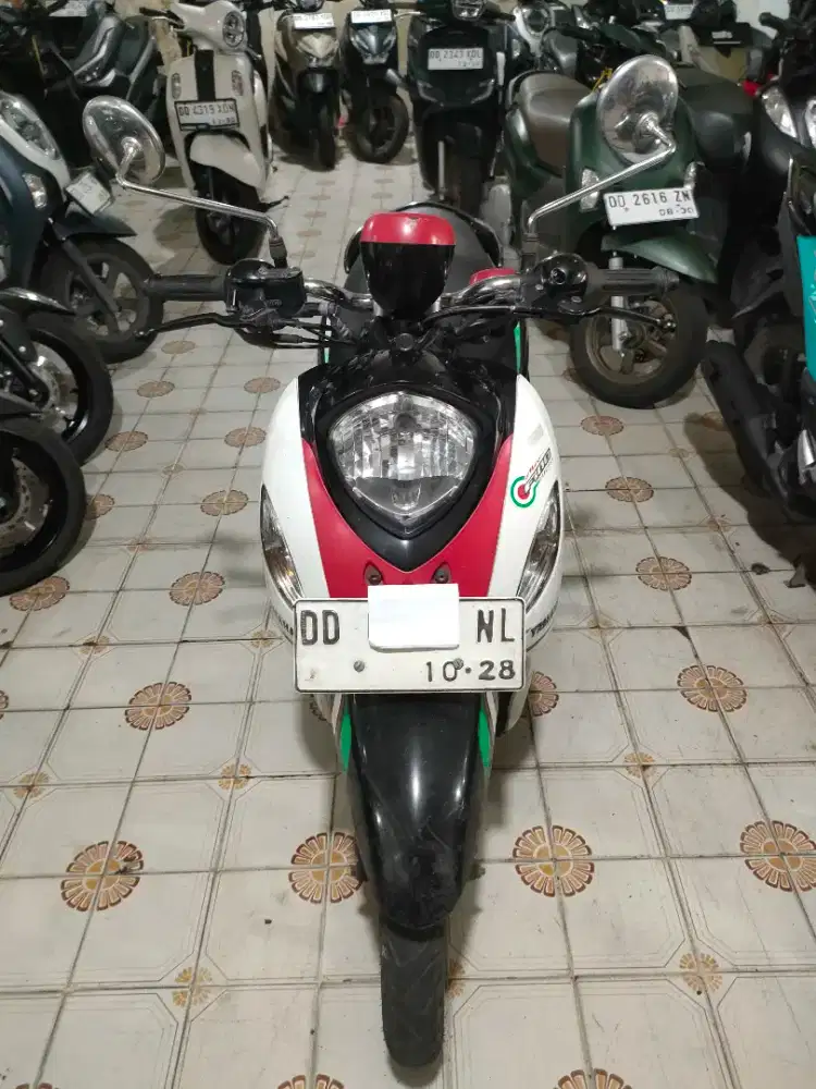 Yamaha fino 125cc 2016 merah hitam