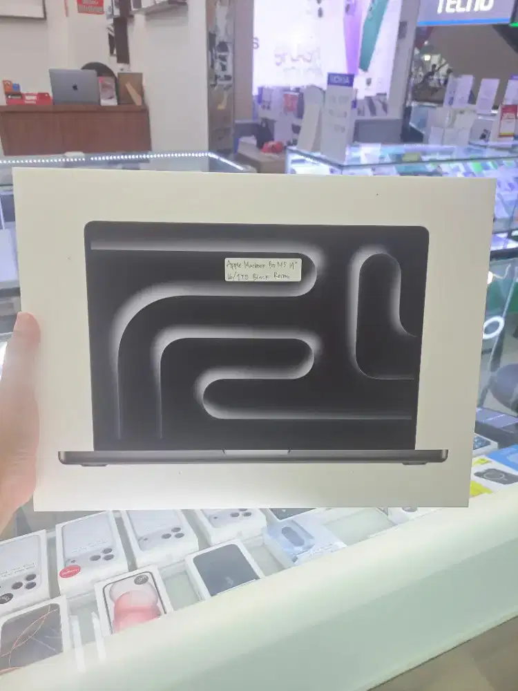 Apple Macbook Pro M5 14 Inch 24/1TB SSD Space Black BNIB Garansi IBOX