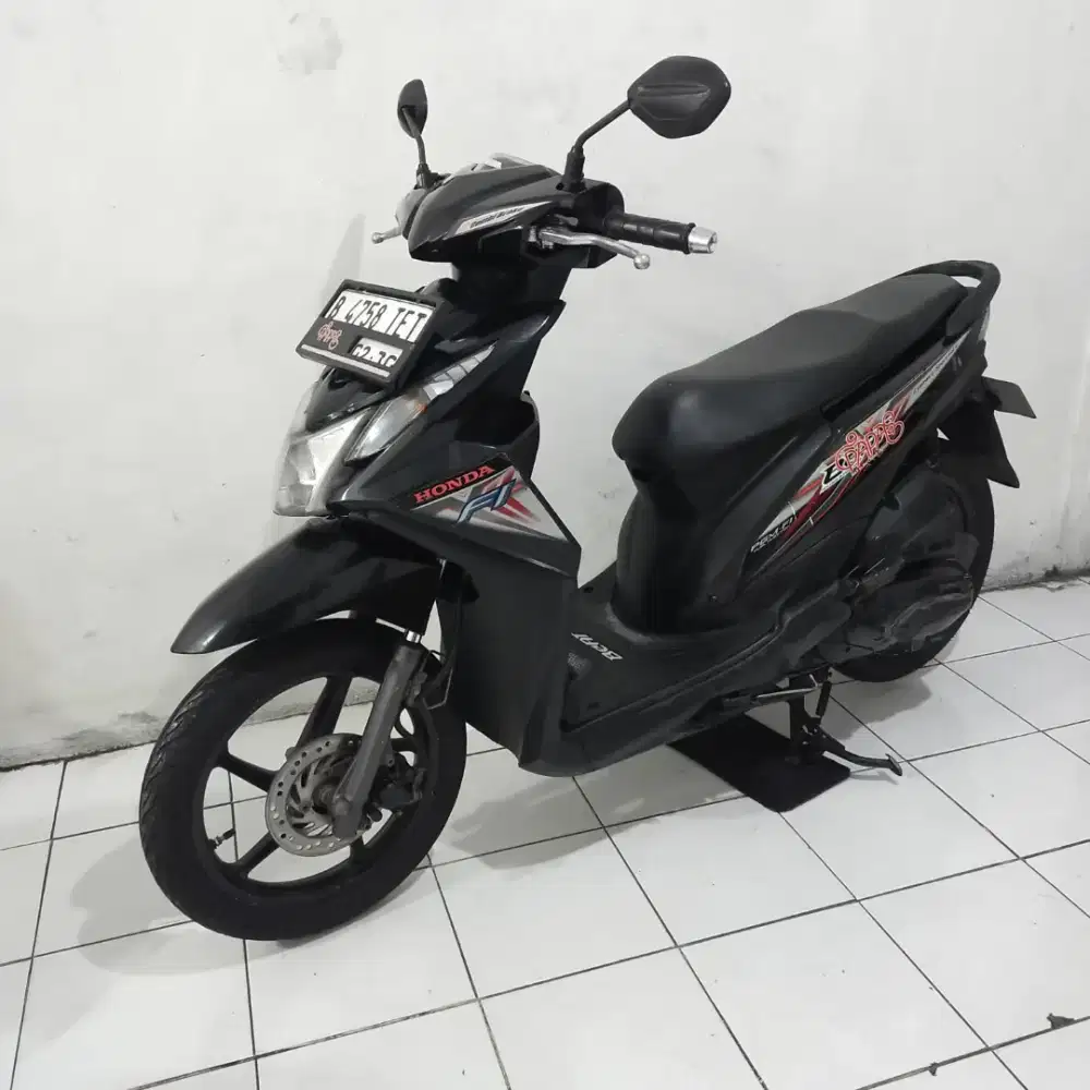 Honda Beat ESp 2015 Orisinil lengkap Bagus Mesin Aluss