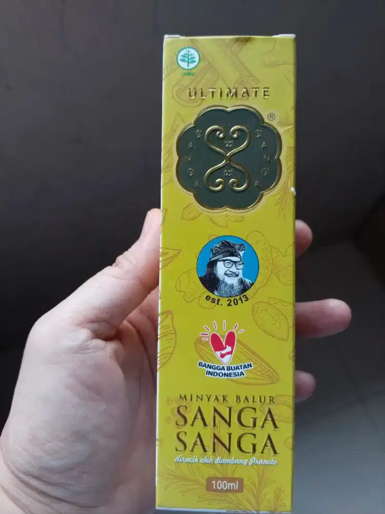 Minyak balur kutus-kutus Sanga Sanga