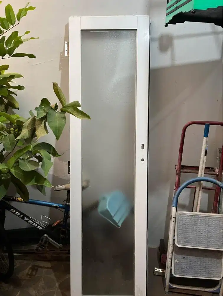 Pintu Kaca Alumunium