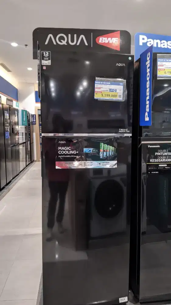 AQUA REFRIGERATOR 2 DOOR 380 L BLAVK