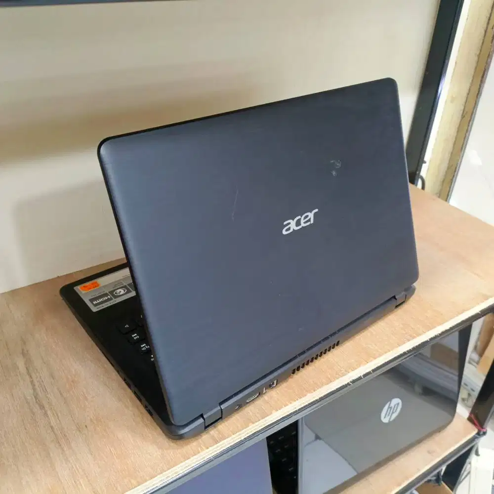 Laptop acer aspire 3 model A314 AMD A9 - 9420e Ram 4gb DDR4 Layar 14in