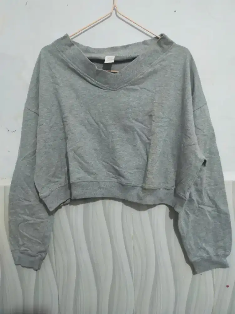 PL Sweater Crop Polos Grey