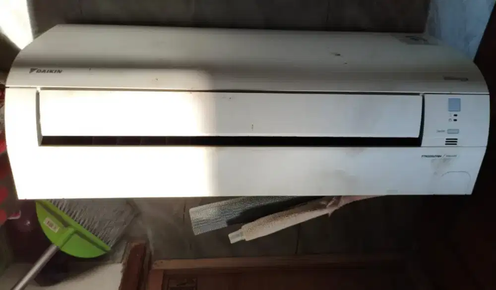 Daikin inverter 1,5 PK Dingin
