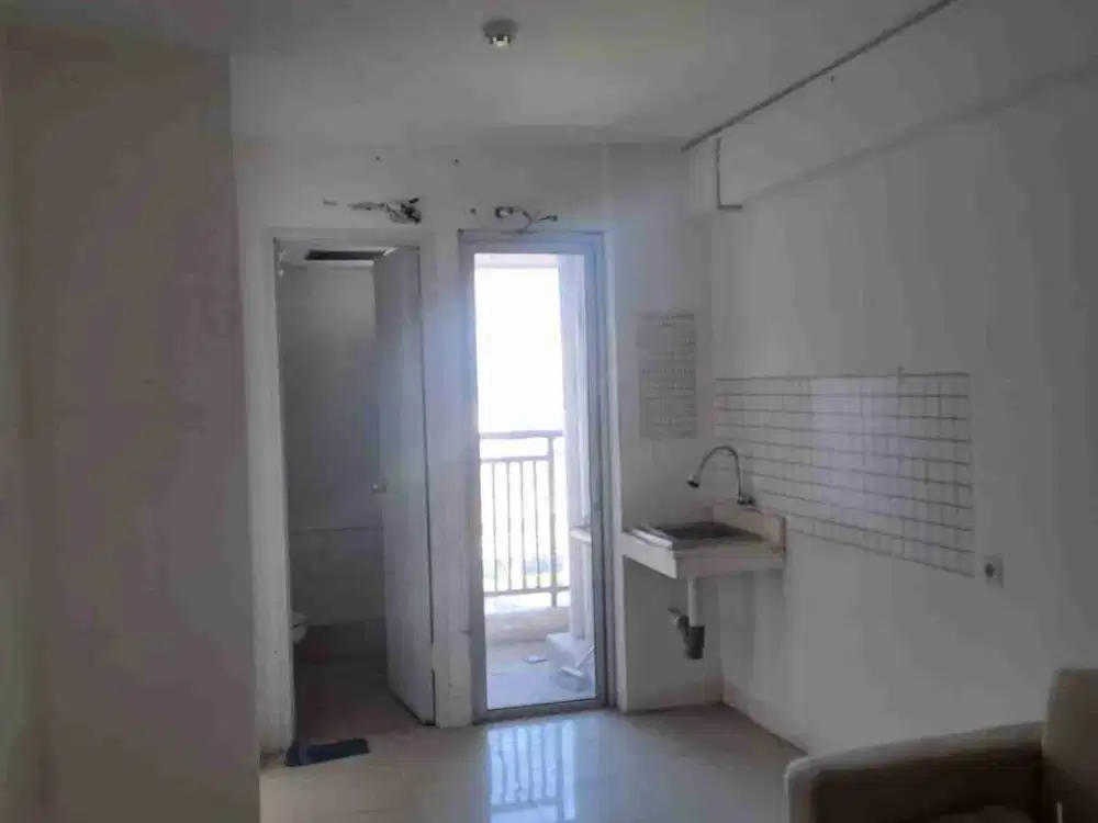 Sewa 2BR Kosongan diatas Mall Bassura City Apartemen