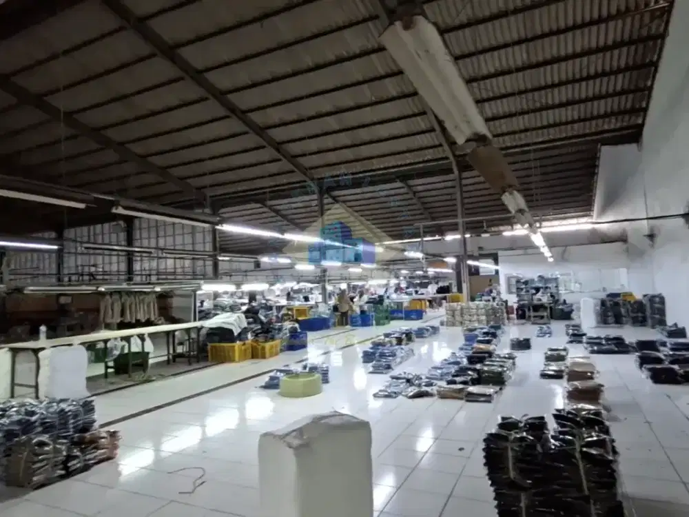 Pabrik di jl Raya Dumpit, Kadu - Jatiuwung Tangerang, Banten