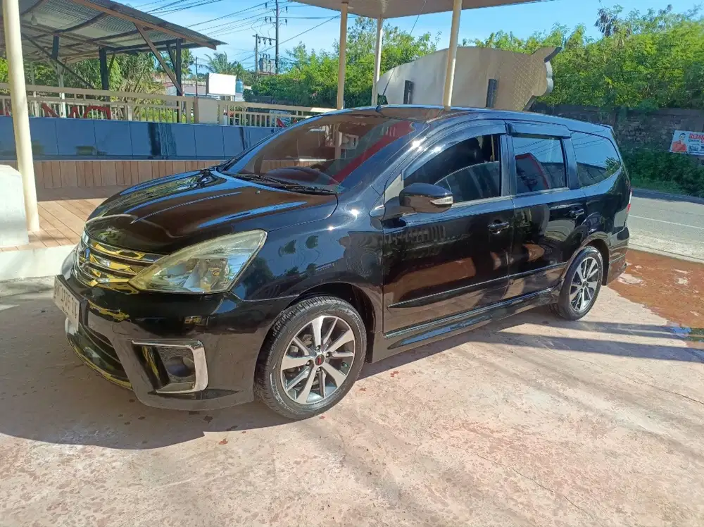 Nissan Grand livina 2014 Bensin